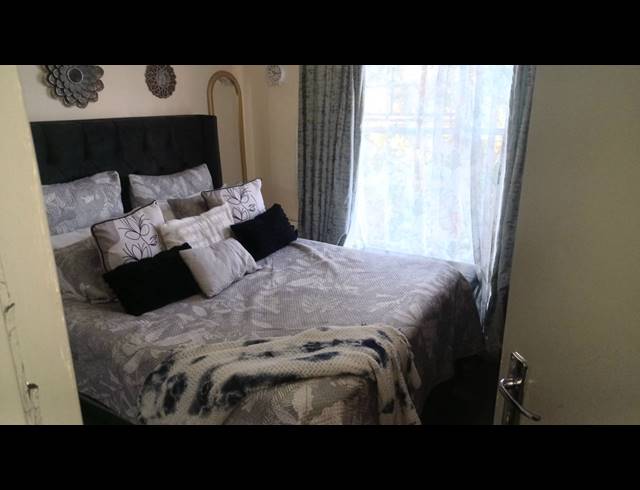 3 BEDROOM APARTMENT FOR SALE IN WELTEVREDEN PARK